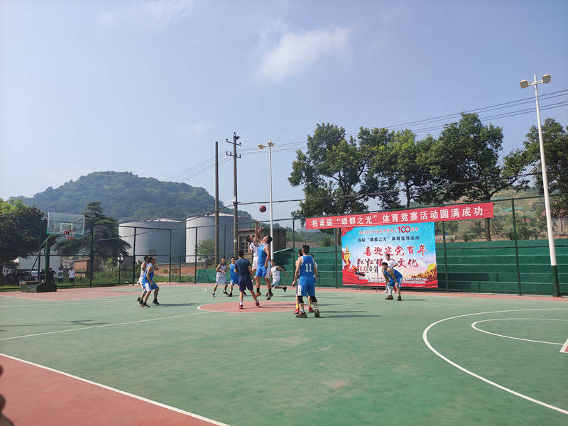 篮球赛现场_副本.jpg 篮球赛现场_副本.jpg